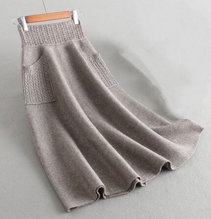Women Winter Knitted Pocket Fluffy Wool Bud Skirt